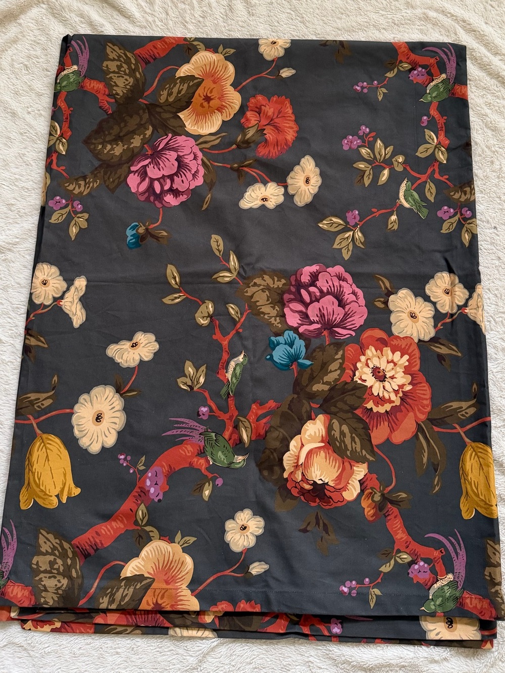 TUCKERNUCK HOME Baroque Floral Tablecloth NWOT - Picture 10 of 10